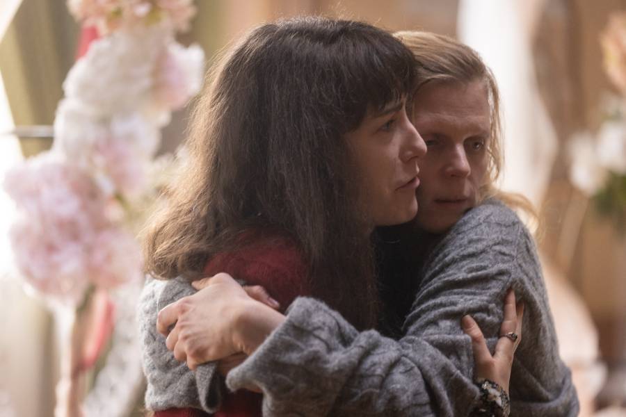 Ziva Selan and Marusa Majer in Aristocracy by Žiga Virc, copyright: Boštjan Pucelj / LILIT