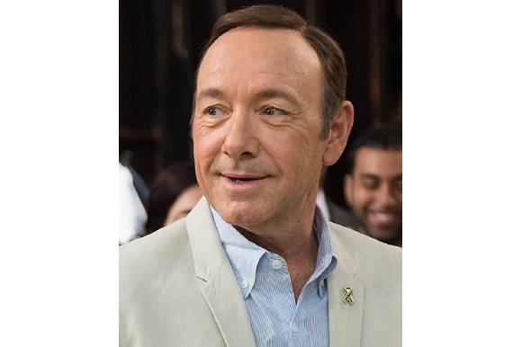 Kevin Spacey on the set of House of Cards in 2013, author: Maryland GovPics, photo licensed under the Creative Commons Attribution 2.0 Generic license