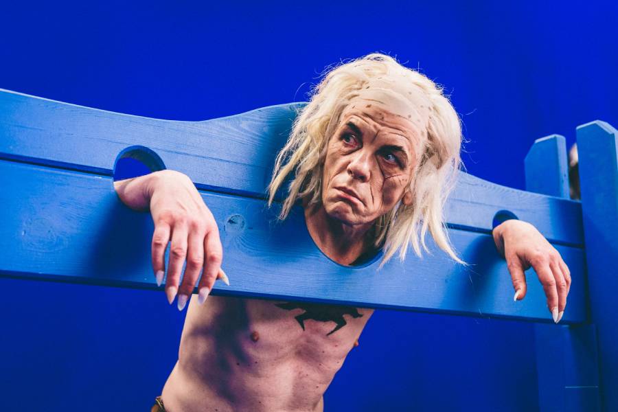 Behind the scenes, photo credit: Oskars Upenieks