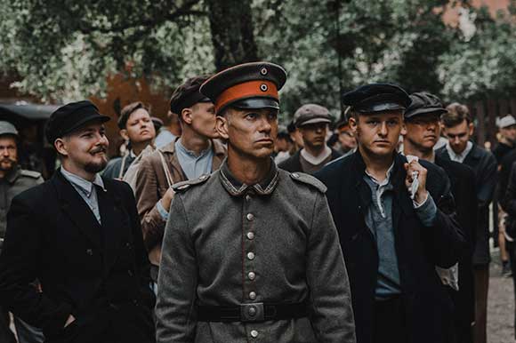 Erna at War by Henrik Ruben Genz, photo: Karl Anders Vaikla