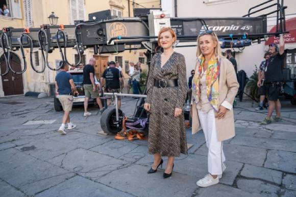 Asta Vrečko (Slovenian Minister of Culture) and Nataša Bučar (managing director of the Slovenian Film Centre) on the set, photo: Christopher Barr