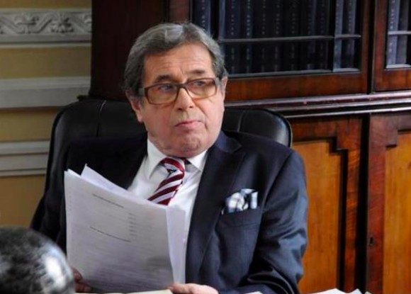 Janusz Gajos in "Closed Circuit"