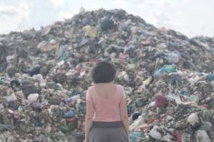 Be Minimal by M&aacute;ria Martiniakov&aacute;