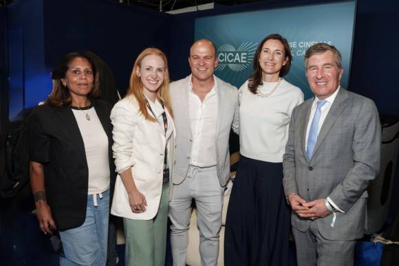 From left to right: Lela Meadow-Conner (Arthouse Convergence), Jackie Brenneman (AFM), Christian Br&auml;uer, Emilie Anthonis and Charles Rivkin (MPA). 
